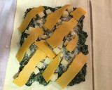 Foto del paso 3 de la receta: Hojaldre de espinacas con queso
