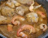 Foto del paso 6 de la receta: Zarzuela de rape con almejas y langostinos