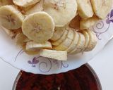 A picture of step 3 of Red Banana Beetroot Smoothie.