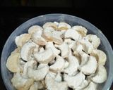 Foto langkah ke 7 dari resep Putri Salju Keju Lumer.