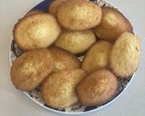 A picture of step 6 of Madeleines.