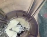 A picture of step 1 of Mint sweet lassi.