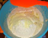 Foto langkah ke 4 dari resep Bolu Pisang Kukus (no mixer takaran sdm).
