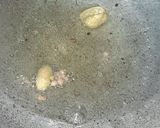 A picture of step 2 of Black carrot halwa.