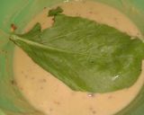 A picture of step 3 of Palak Pakory.