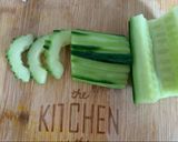 A picture of step 1 of Cucumber soup ต้มจืดแตงกวาหมูสับ.