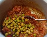 લીલા ચણા ને બટેકા નું શાક (Green Chana Bataka Shak Recipe In Gujarati) રેસીપી સ્ટેપ2ફોટો