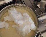 A picture of step 2 of Soufflé with Edam.