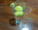 Foto del paso 1 de la receta: Agua de limón 🍋