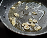 Foto del paso 2 de la receta: Macarrones integrales con cardo