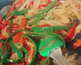 Foto del paso 10 de la receta: 🍜 Tallarines (noodles) con pollo 🐔 y salsa de miel 🍯 y mostaza