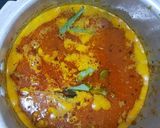 A picture of step 3 of Aloo puri.