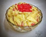 A picture of step 9 of Vanilla flavoured fruit custard.