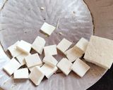 A picture of step 1 of Makhani paneer.