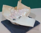 Foto del paso 5 de la receta: Tartaletas de masa filo con ensaladilla