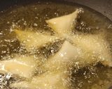 Foto langkah ke 5 dari resep Double Cheese Samosa.