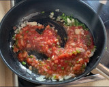 Foto del paso 2 de la receta: Arroz con vieiras y merluza