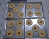 Foto langkah ke 4 dari resep Roti pizza mini super Empuukk.