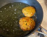 A picture of step 4 of Bajara methi puri.