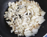 Foto del paso 2 de la receta: Filetes de ternera en salsa con aceitunas verdes