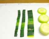 A picture of step 9 of Designers rolled sushi (Flowers w/o fish).