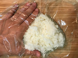 Onigiri (bolas de arroz) por Haku de "El viaje de Chihiro"