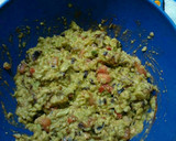 Foto del paso 2 de la receta: Zucchinis rellenos con puré de paltas