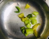 A picture of step 2 of Leftover vegetable Chapati Poha.