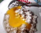 Foto langkah ke 3 dari resep Telur Dadar Kelapa.