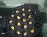 Foto langkah ke 3 dari resep Takoyaki mozarella simple.