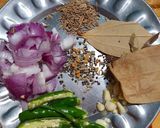 A picture of step 1 of Munga Ke phool ki sabji.