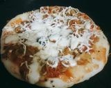 वेजी फ्राई कुलचा पिज़्ज़ा (veggie fry kulcha pizza recipe in Hindi) रेसिपी चरण 5 फोटो