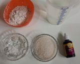 Foto langkah ke 3 dari resep Khanom Leum Kleun.