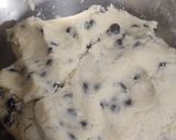 A picture of step 2 of Easter special Vanilla Choco Chip cookies.