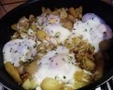 Krumplis - szalonnás - tojásos vacsora/reggeli recept fázis 3 fotója
