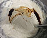 A picture of step 6 of Tri Flavoured Cake.