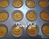 A picture of step 3 of Pumpkin Muffins.