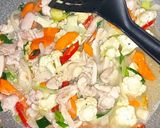 Foto langkah ke 5 dari resep Sapo Tahu Ayam.