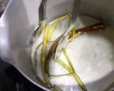 A picture of step 2 of Chilli oil.