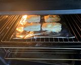 A picture of step 5 of Pineapple and apple pie 🥧 🍍 🍏.