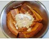 Hình bước làm 2 của món Thịt Ba Chỉ chiên giòn