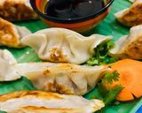 Hình bước làm 4 của món Gyoza yaki (há cảo Nhật)