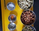 A picture of step 2 of Dryfruit chiwda.