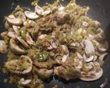 A picture of step 3 of Leek and mushroom 🍄 sauce.