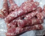 Foto del paso 3 de la receta: Salchichas frescas con vino amontillado