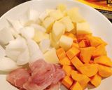 รูปขั้นตอนการทำที่ 1 ของ แกงกะหรี่หมูทอด