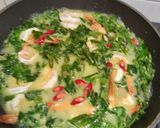 Foto langkah ke 4 dari resep Gulai Daun Pakis Udang.
