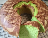 Foto langkah ke 4 dari resep Bolu pandan aka bolu kecebong kocok all in one.