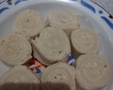 Foto langkah ke 3 dari resep Cromboloni Roti Tawar (filling vanilla late).