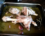 Foto del paso 3 de la receta: Paletilla de cordero al horno en salsa de vino blanco al romero